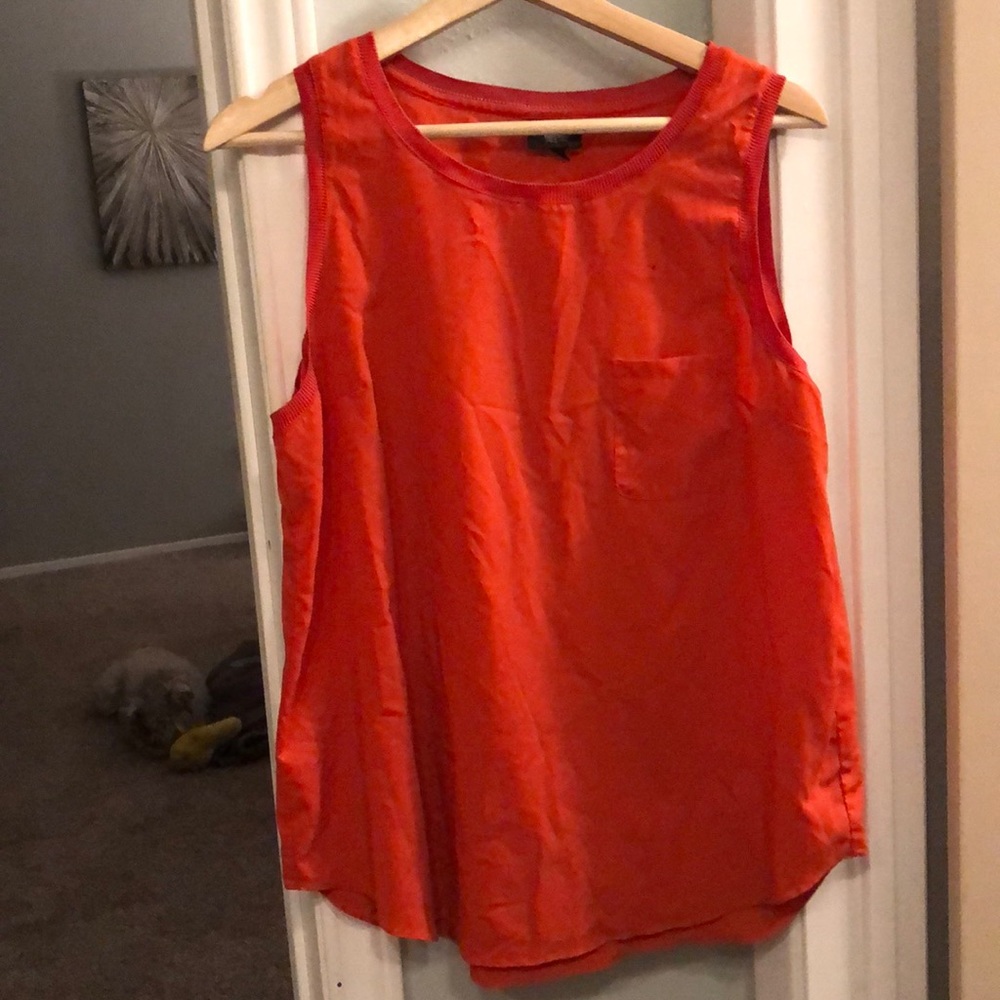 Orange top
